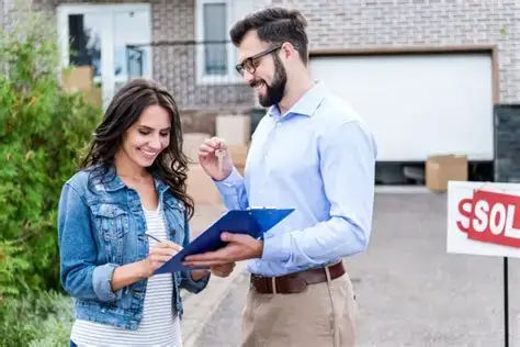 Buying or Selling in Manchester? Here’s How a Local Conveyancer Can Help