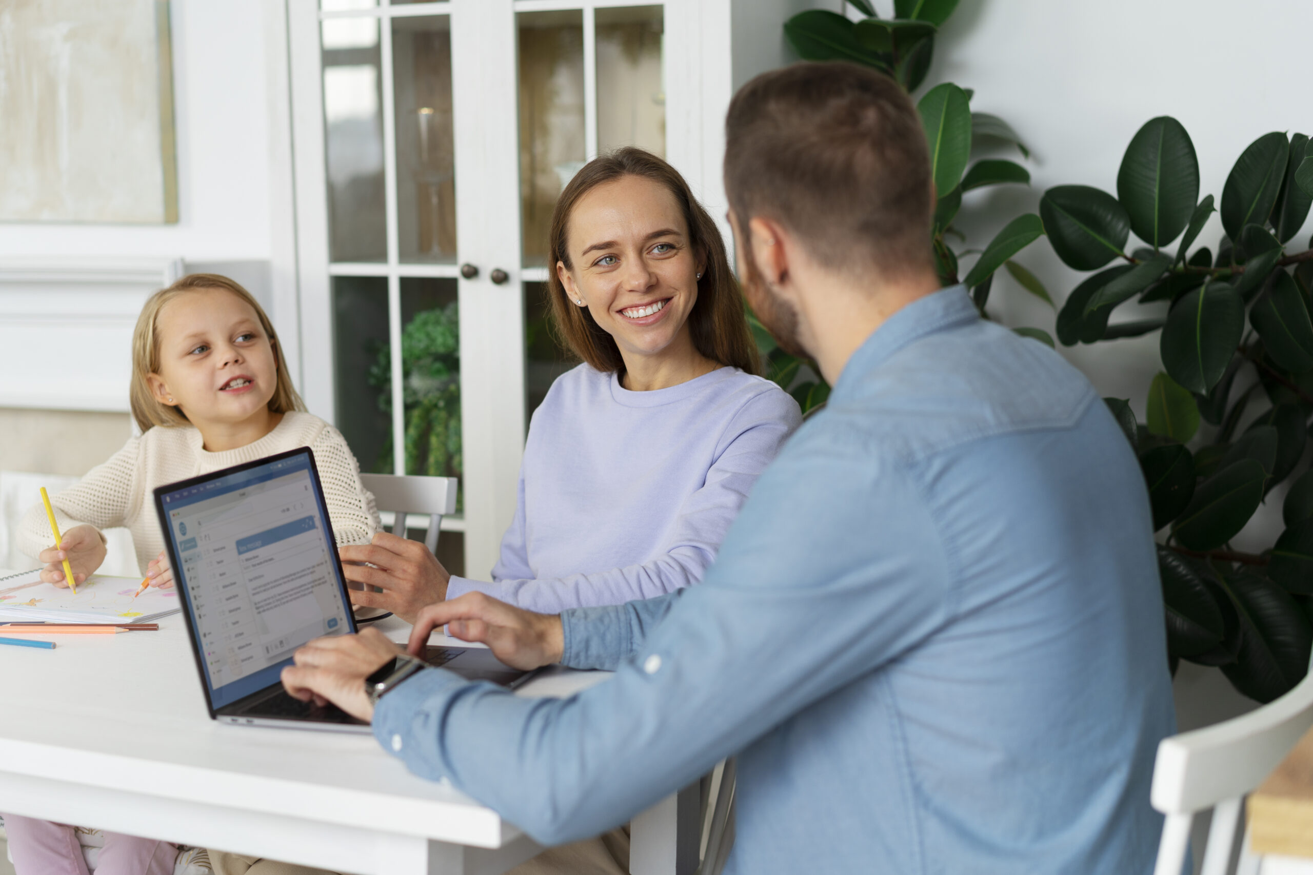 How Family Solicitors In Reading Support Separating Couples